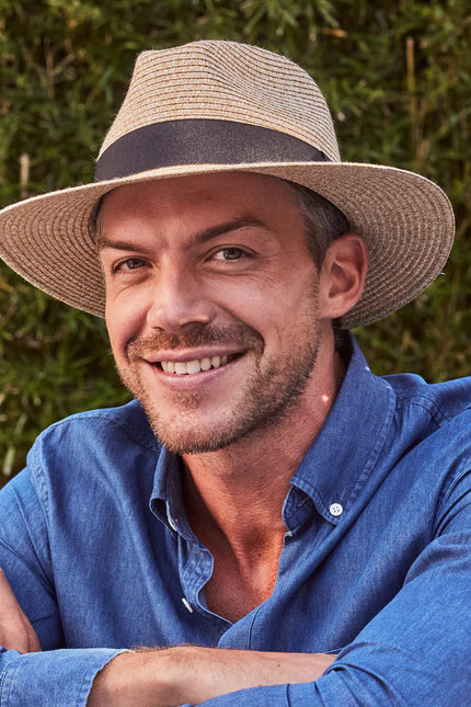 Cafe Fedora | Natural