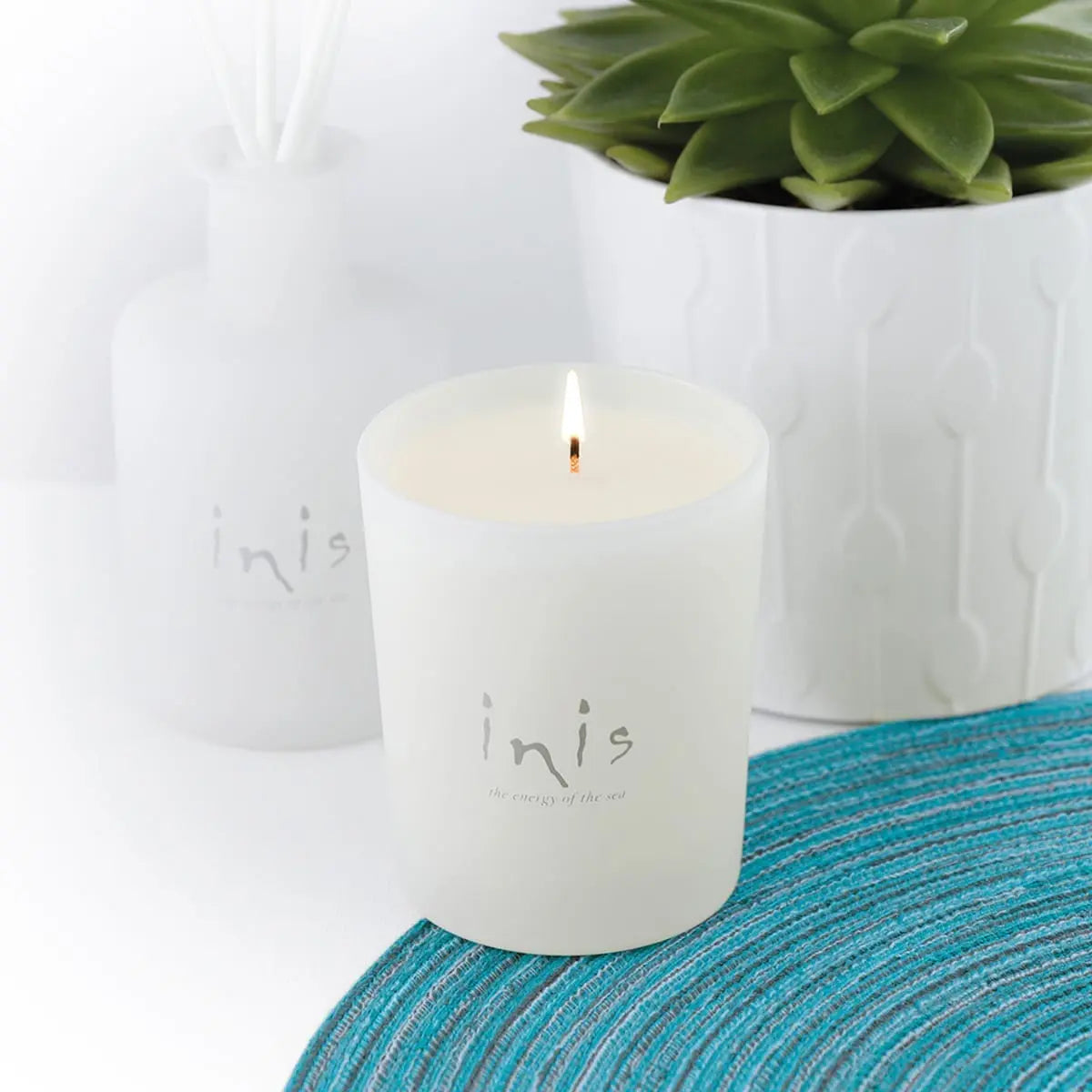 Inis Scented Candle 40hr Burn Time