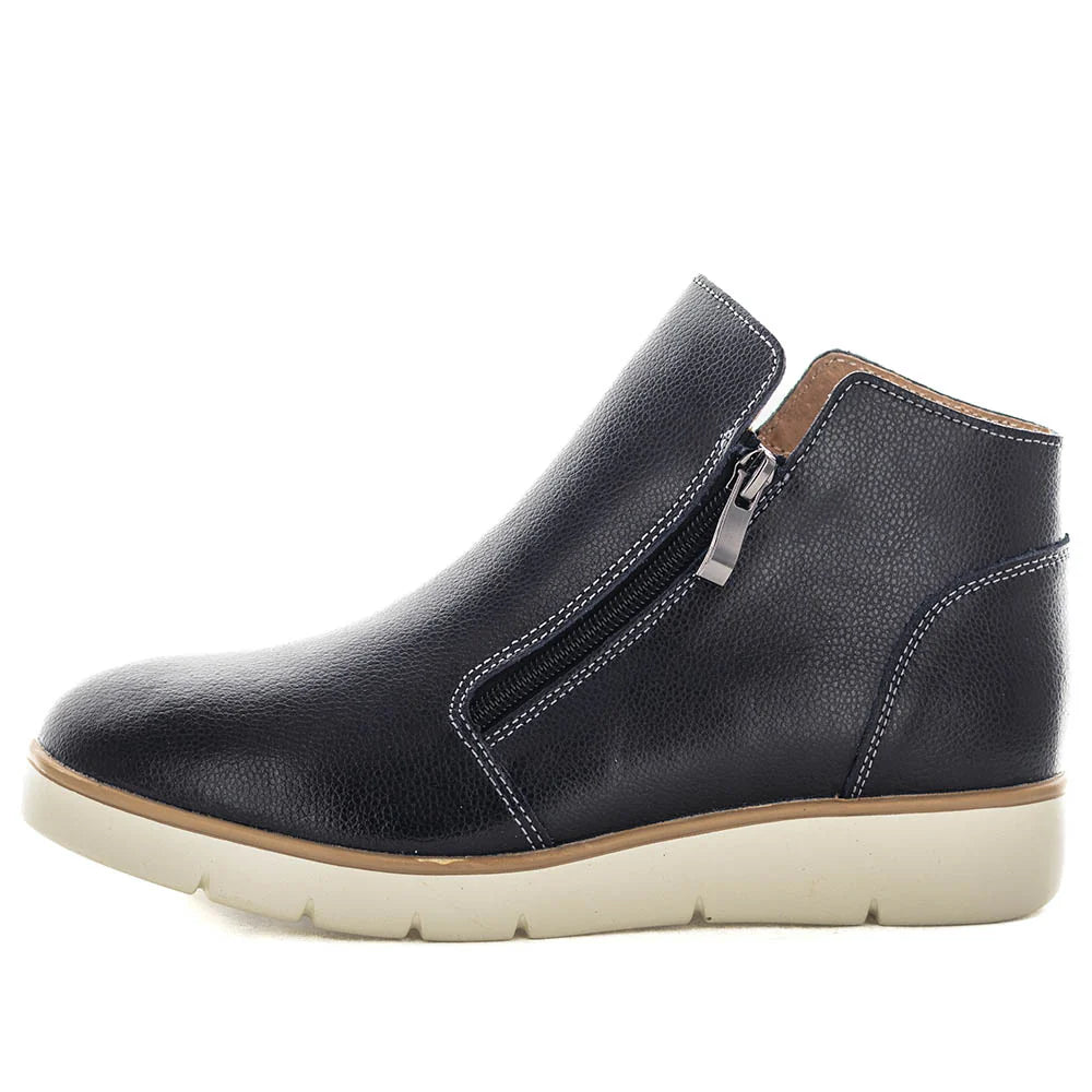 Joshua Thomas Fashion