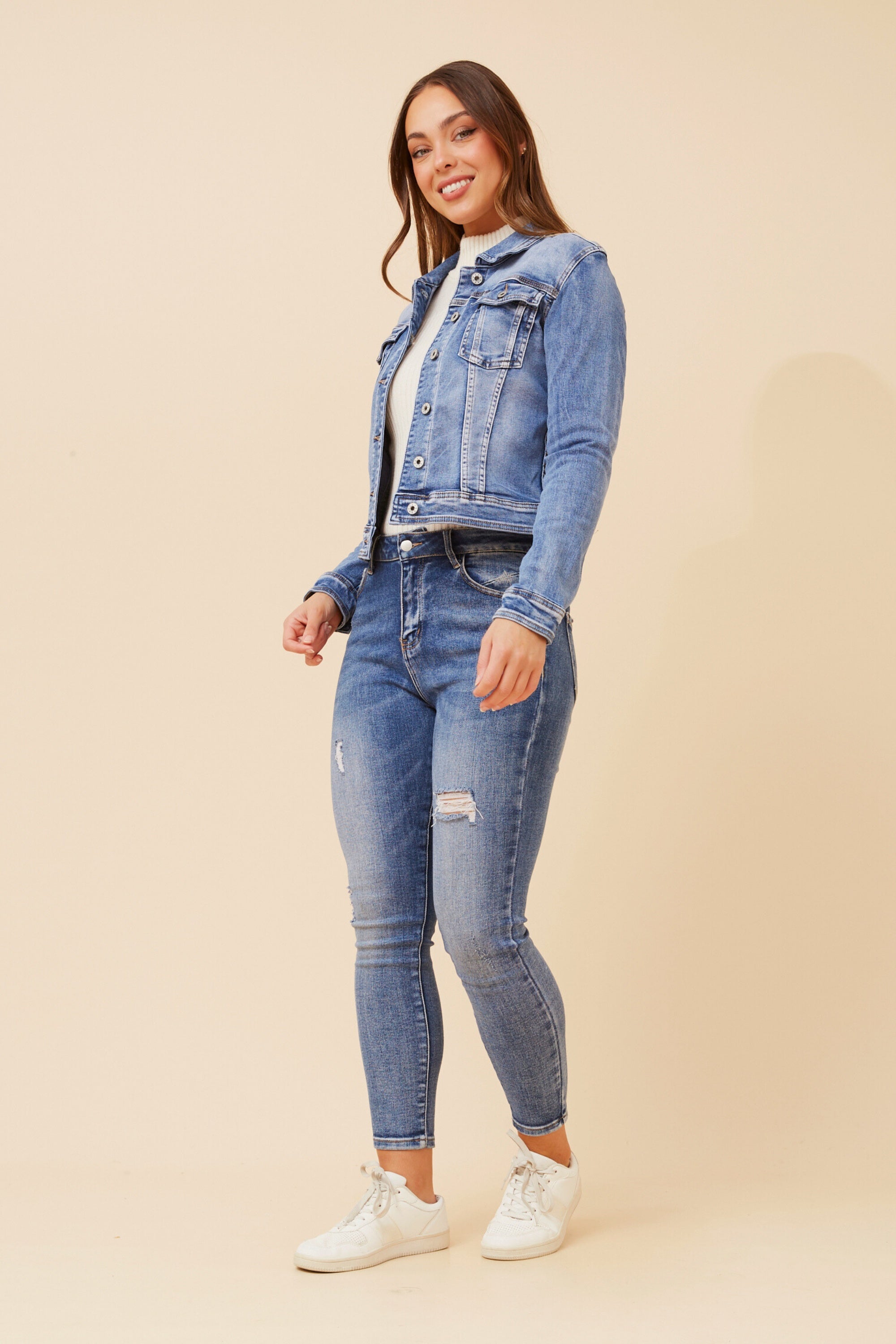 Joshua Thomas Fashion