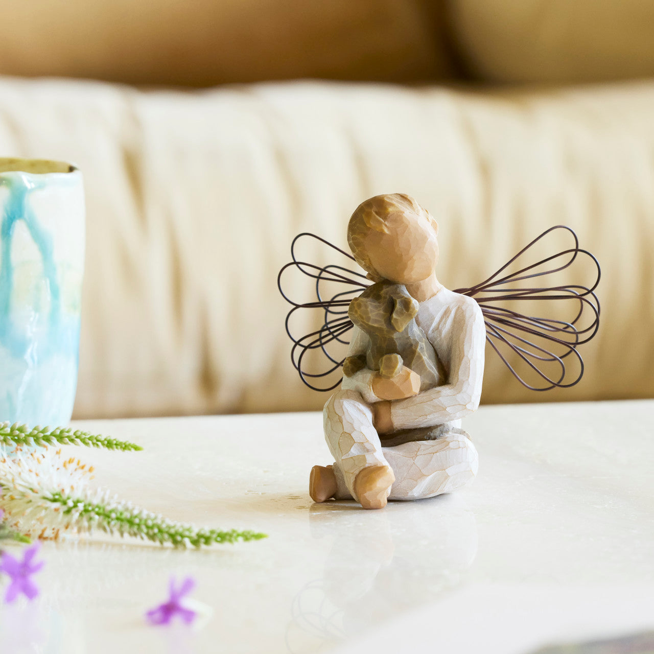Angel of Comfort figurine | Official Willow Tree