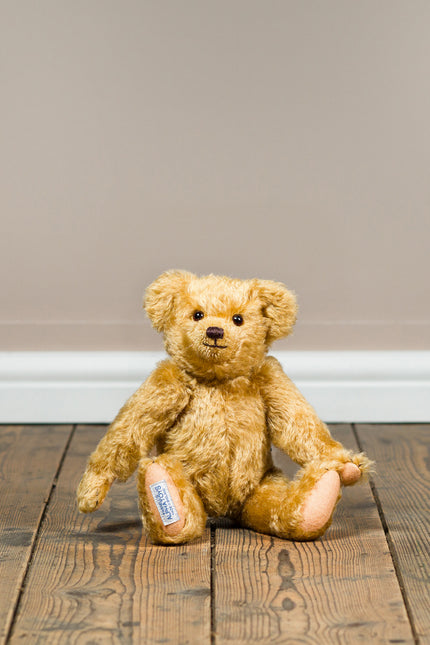 Merrythought Bears | Edward, Christopher Robins’ Teddy Bear