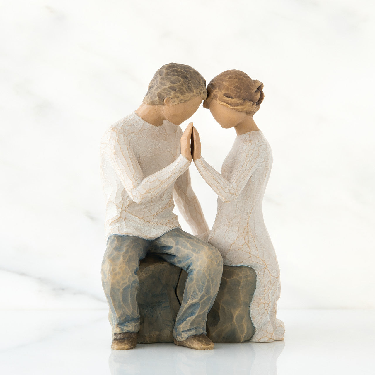 Around You sculpted figure by Susan Lordi | Willow Tree
