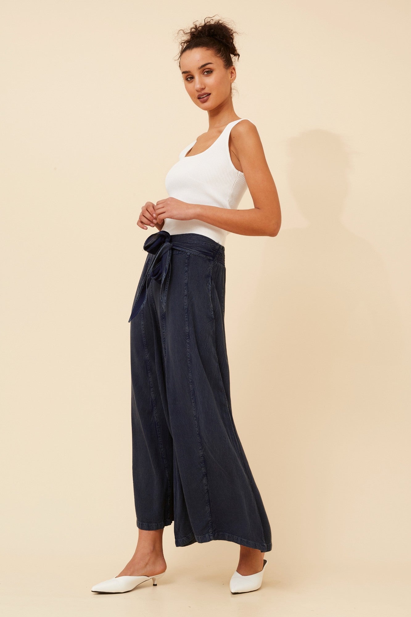 ANETTA FLARE LEG PANTS