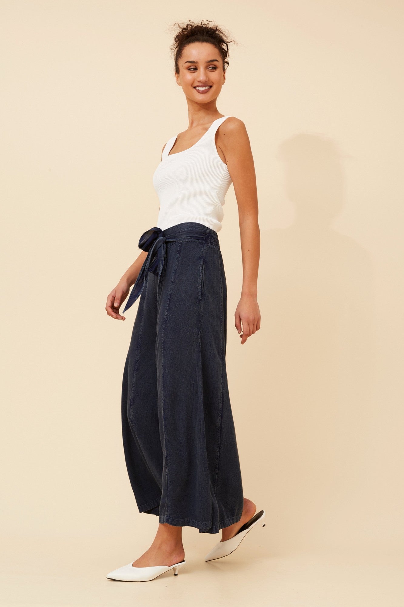 ANETTA FLARE LEG PANTS