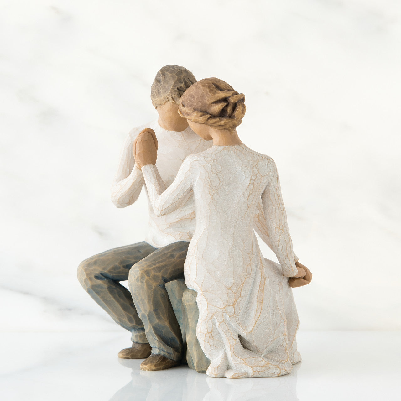 Around You sculpted figure by Susan Lordi | Willow Tree