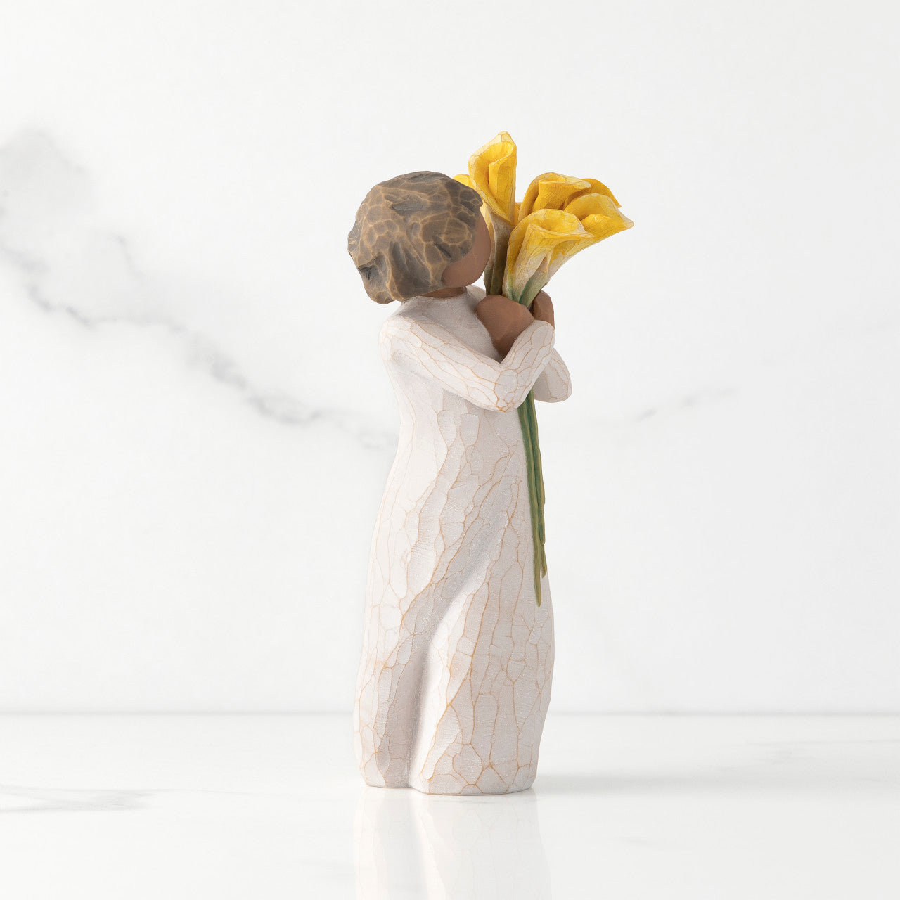 With Gratitude sculpted figure by Susan Lordi | Willow Tree